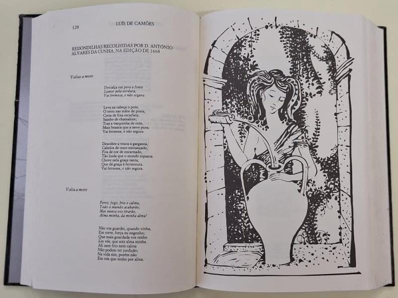 File:DescalcaVaiParaAFonte-Redondilha-LuisDeCamoes-inLiricaCirculoDeLeitores-g2.jpeg