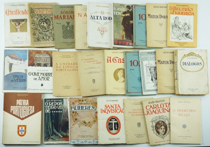File:Livros Dantas.jpg