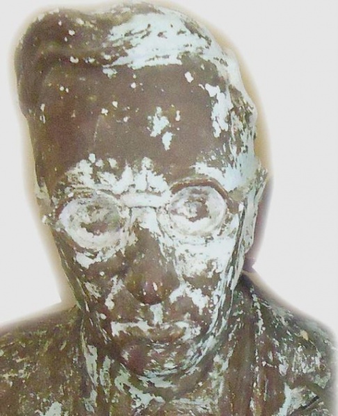File:Busto2EmilianoporSidónio.JPG